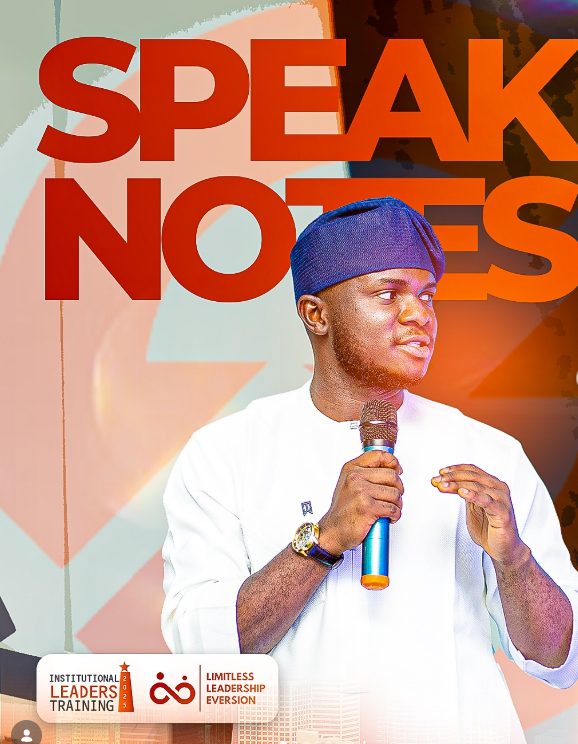 Oluwole speaking at an Institutional Leaders Training event
